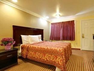 Capital City Inn Downtown Convention Center ซาคราเมนโต ห้อง รูปภาพ
